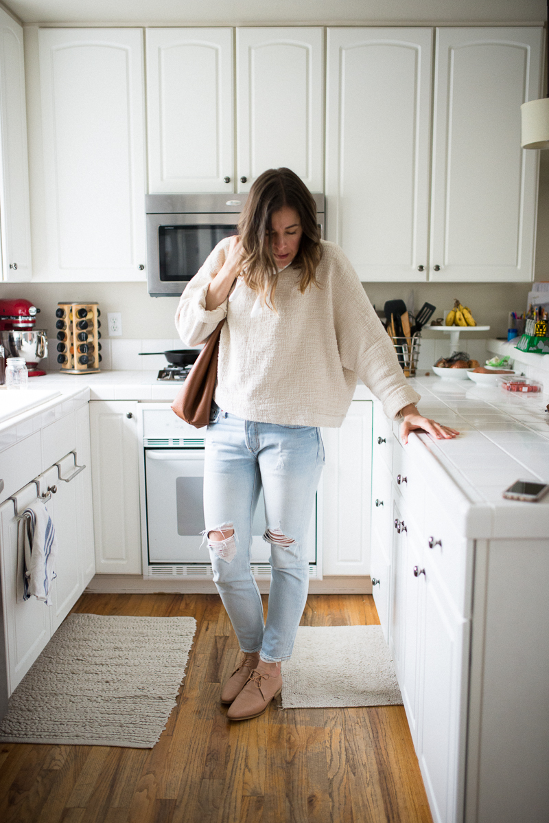 Cuyana Silk Scarf, Cuyana Classic Leather Tote, Jamie + the Jones T Sweater