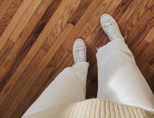 My Best Tips for Keeping Stains off White Clothing
